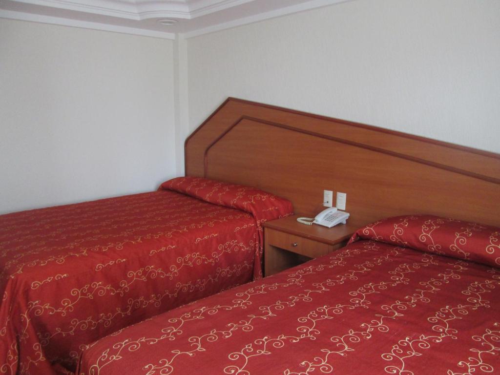 Двухместный (Двухместный номер с 2 двуспальными кроватями), Hotel Premier
