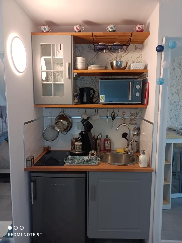 Très beau studio Climatisation, Trois Etoiles, WiFi, Vélos en option, Parking Privé Jardin photo 2
