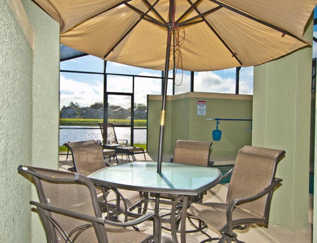 Paradise Palms- 5 Bed Townhome w/Splashpool-3024 photo 1