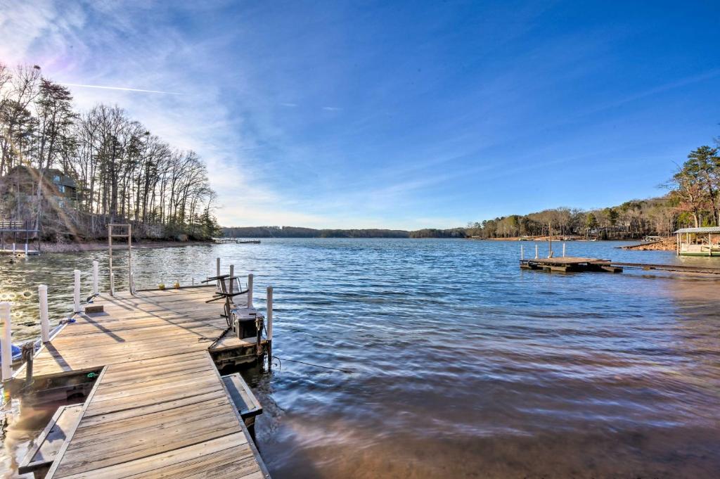 Pet-Friendly Fair Play Getaway with Boat Dock! photo 2