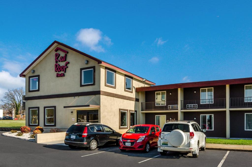Red Roof Inn Madison Heights, VA photo 2