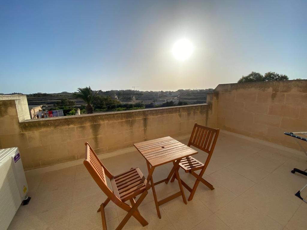 Sunset Farmhouse photo 4