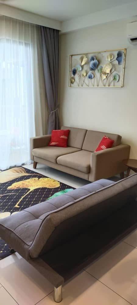 Timur Bay Sea View & Pool View 2BR Family Suite photo 2