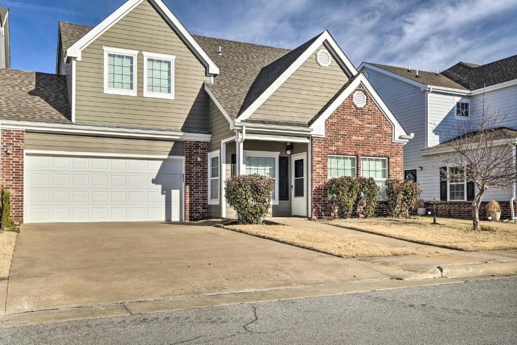 Spacious Afton Townhome, Walk to Lake and Restaurant photo 1