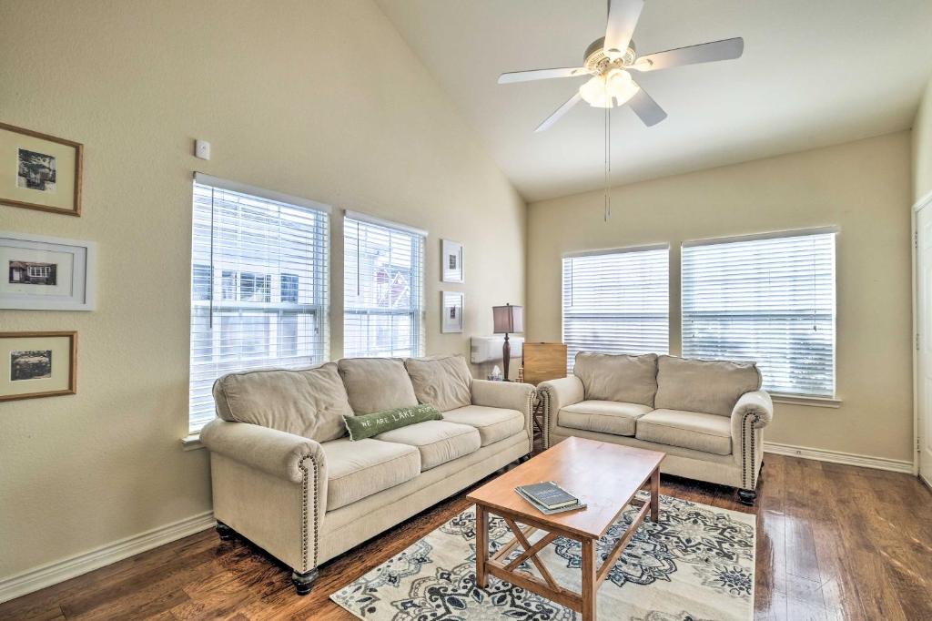 Spacious Afton Townhome, Walk to Lake and Restaurant photo 3