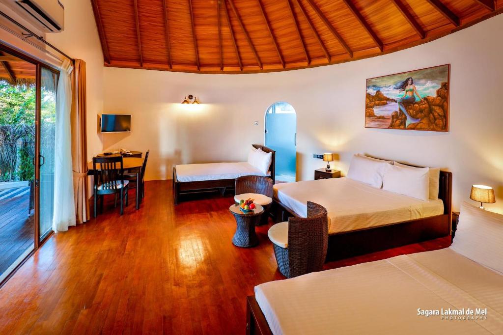 The Blue Lagoon Resort Kalpitiya photo 3