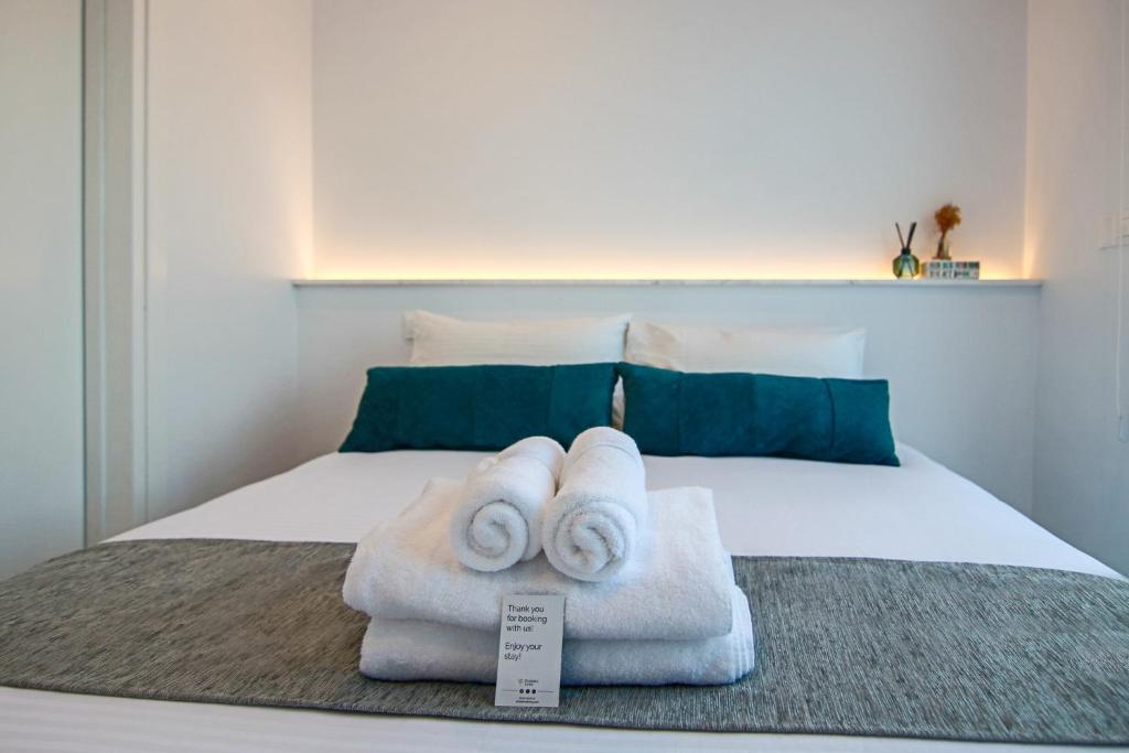 Phaedrus Living - Seaside Deluxe Flat Harbour 107 photo 2
