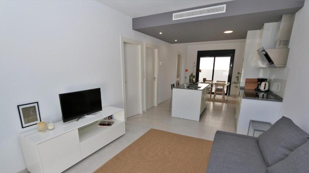Luxe appartement met 2 badkamers / zee / zwembad photo 4