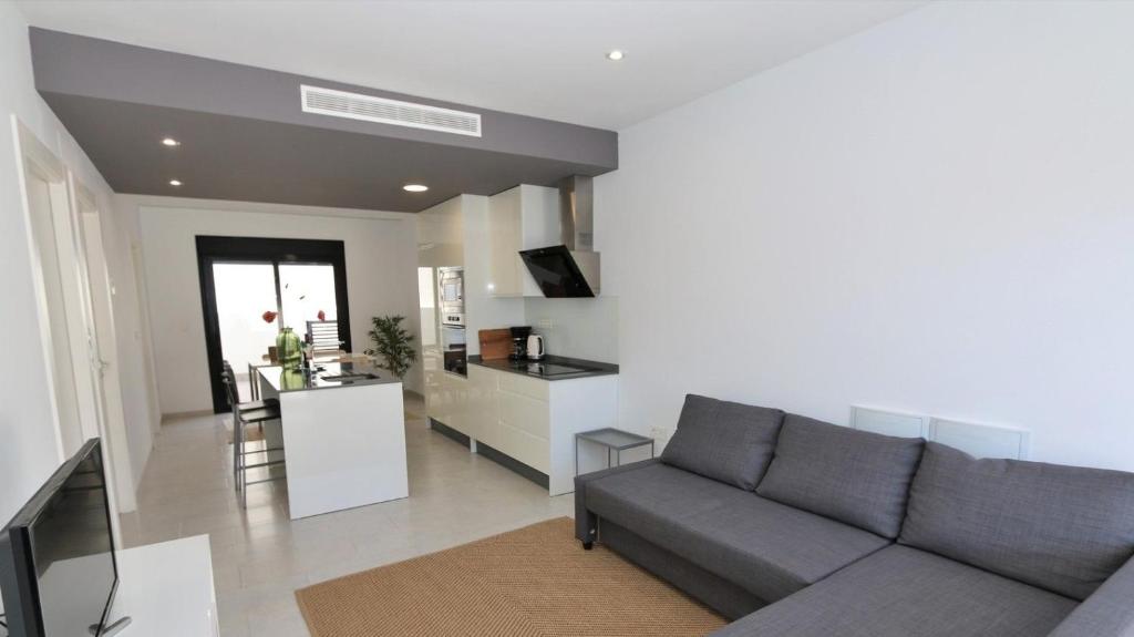 Luxe appartement met 2 badkamers / zee / zwembad photo 3
