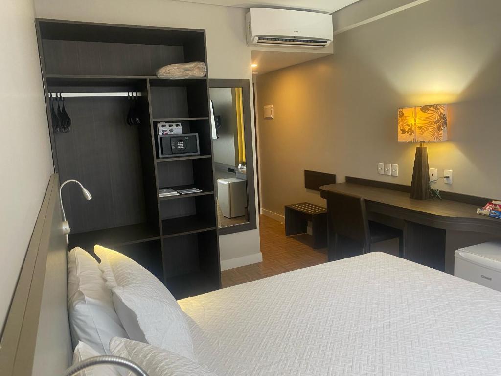 Ramada by Wyndham Manaus Torres Center photo 2