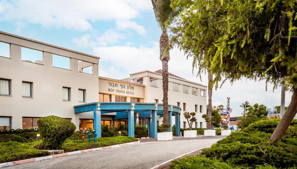Nof Tavor Hotel photo 2
