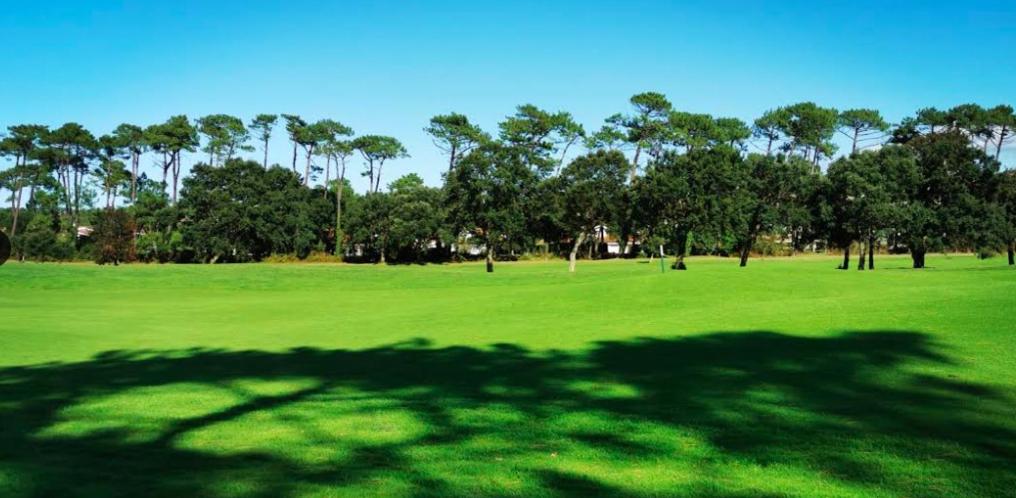Great condo between golf course and beach photo 1