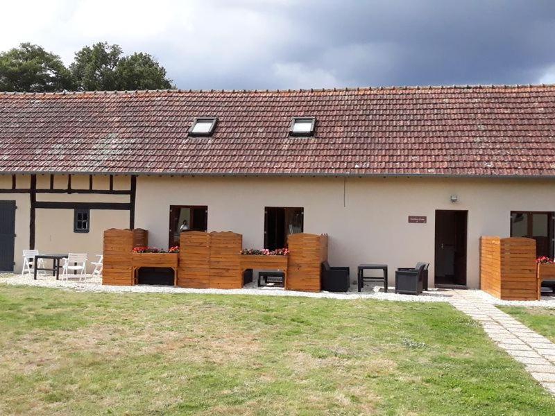 Domaine de la dijonniere Les perdrix photo 2