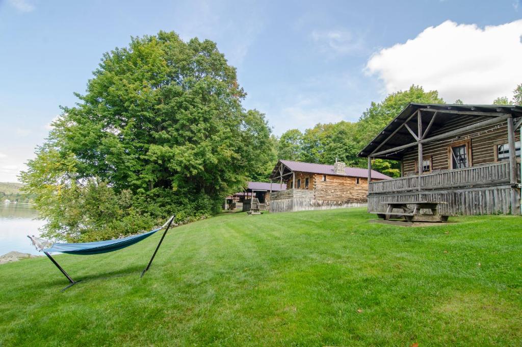 Mountain Lake Cottages image