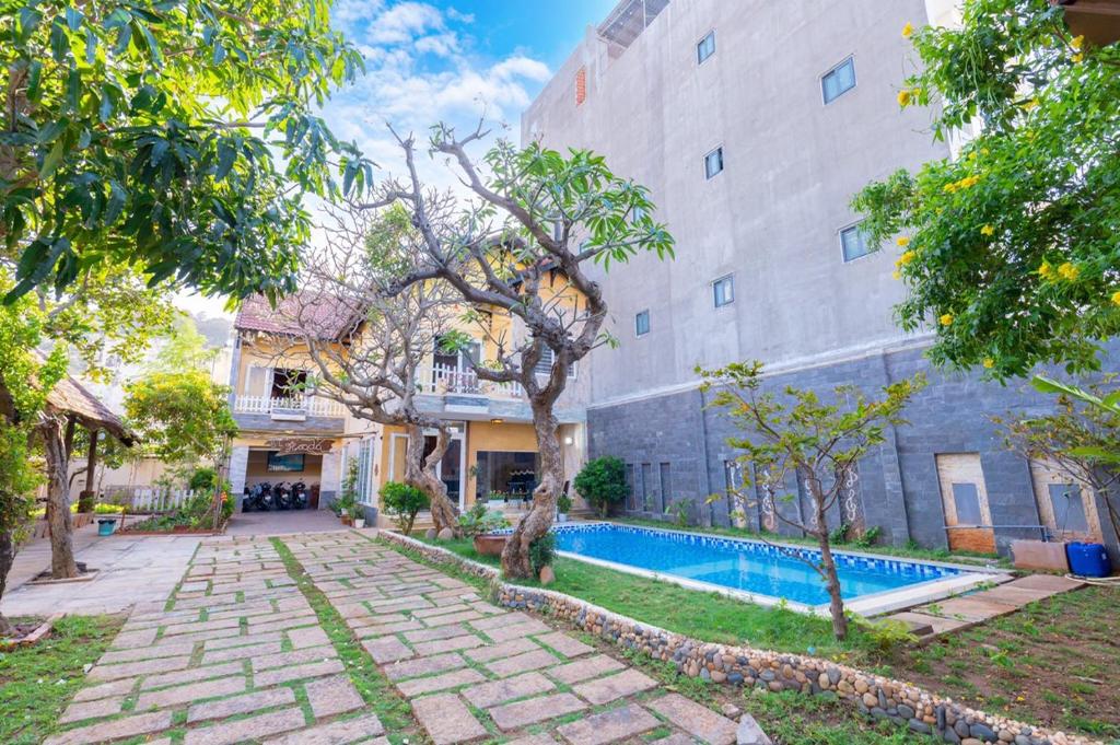 Villa 4PN Nguyễn Hiền