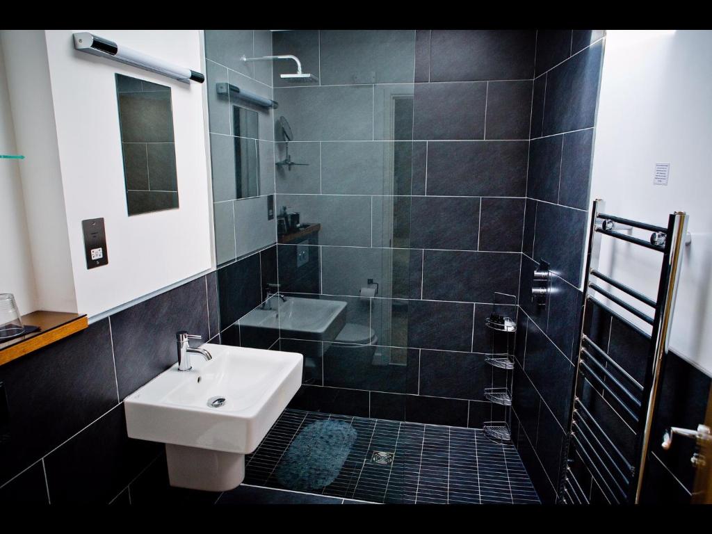 The Cedars Room Type - Deluxe Double Room
