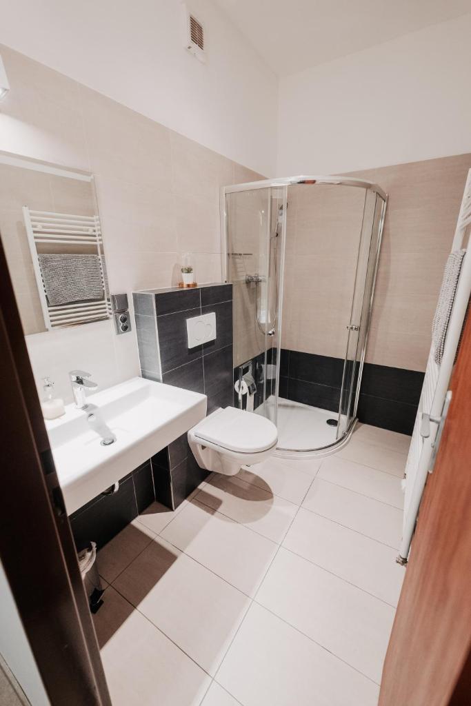 Elegant studio, 400m from the square photo 2