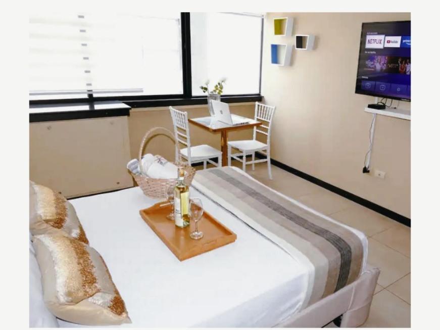 Ecusuites Room 44 bellini Gye Santa Ana photo 1