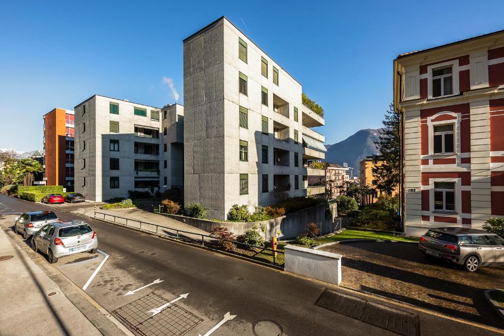 GuestHouse Lugano Center Apartments by LR photo 1