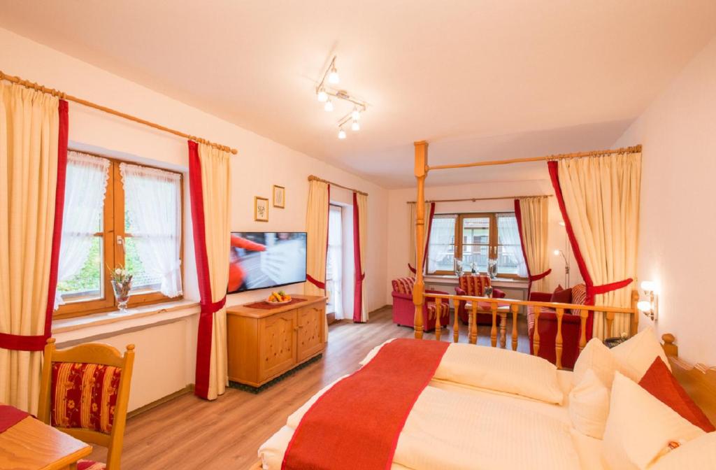 Hotel Alpspitz B&B photo 1