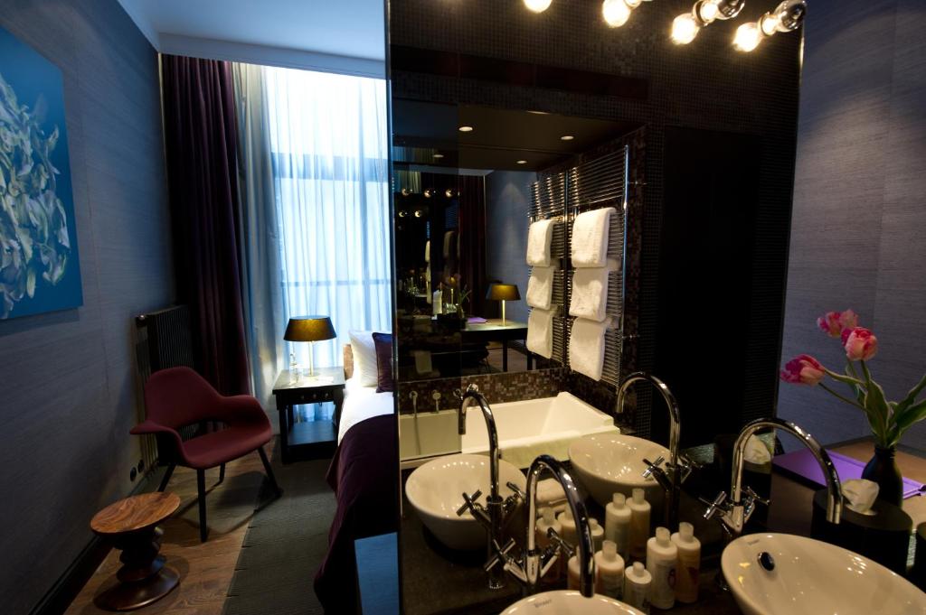 Двухместный (Улучшенный двухместный номер с 1 кроватью), Canal House