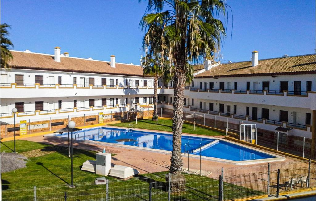 Amazing Apartment In La Puebla With 2 Bedrooms, Wifi And Outdoor Swimming Pool