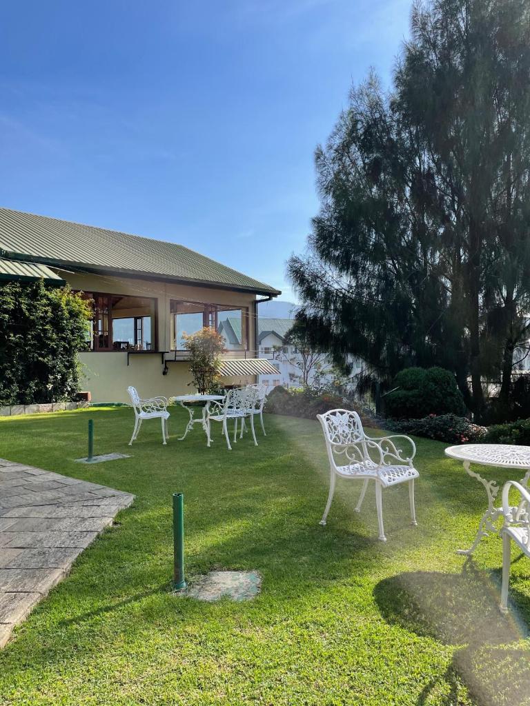 Tea Bush Hotel photo 1