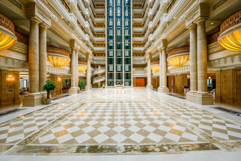 Двухместный (Двухместный номер Делюкс с 2 отдельными кроватями), Orient MGM International Hotel