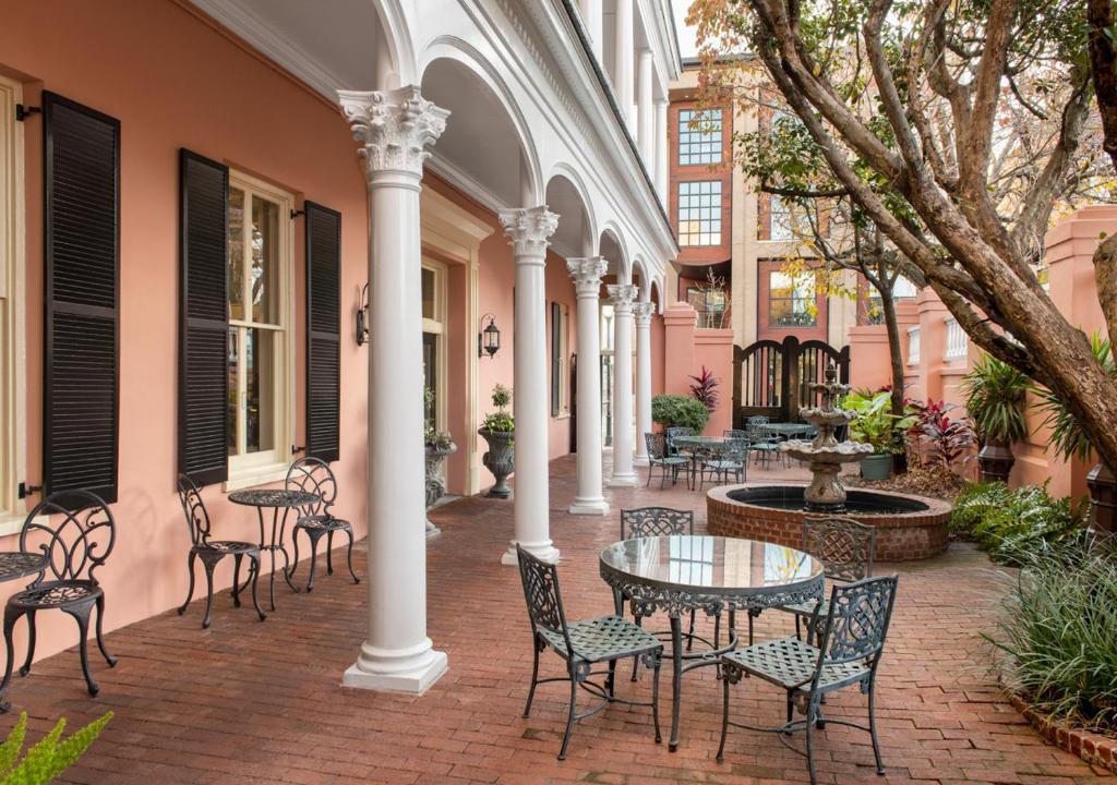 The Meeting Street Inn image