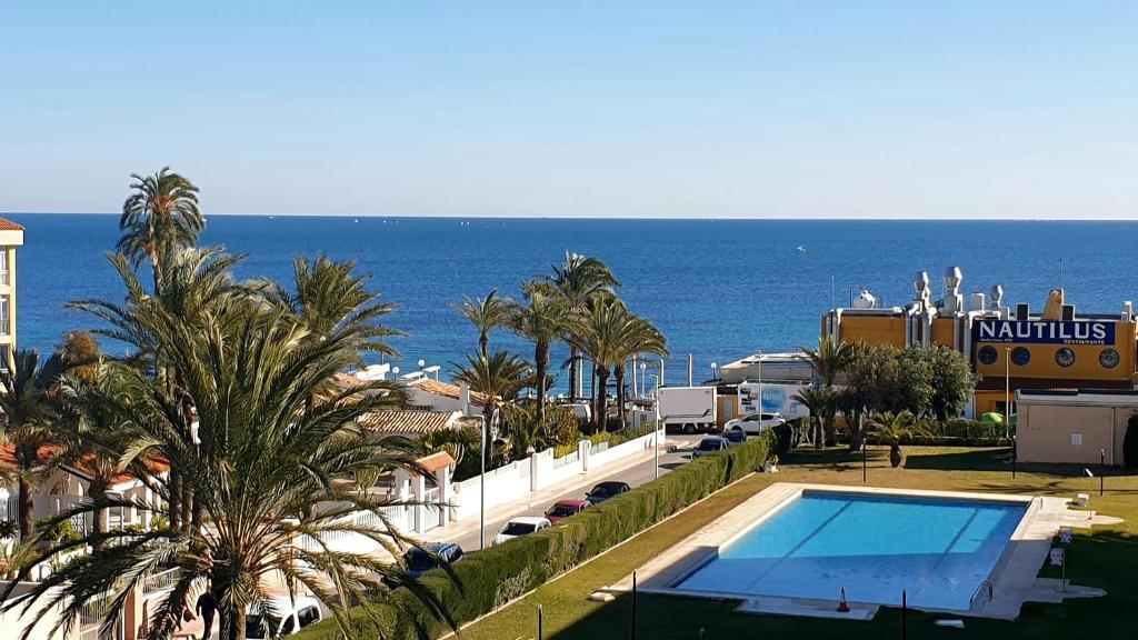 Beach Front Sea View Punta Prima, Torrevieja