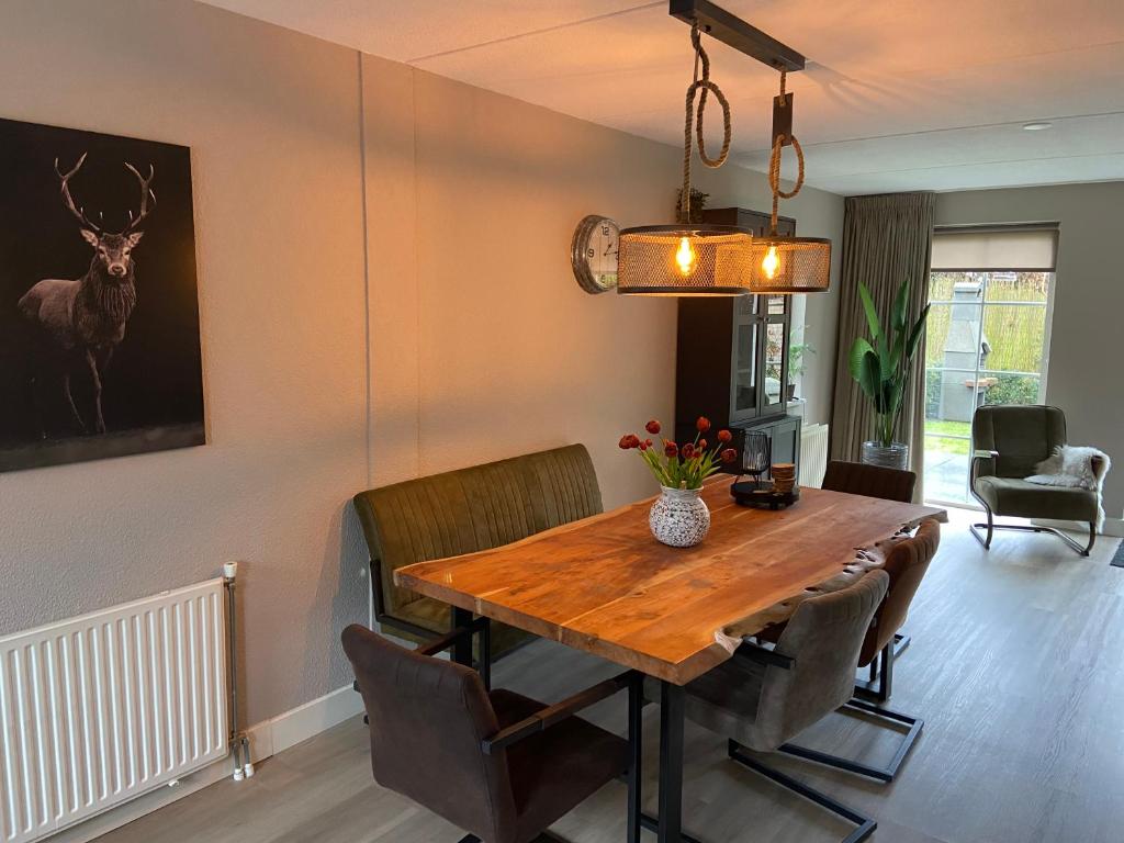 Bosboerderij de Veluwe, luxe huisje in het bos photo 4
