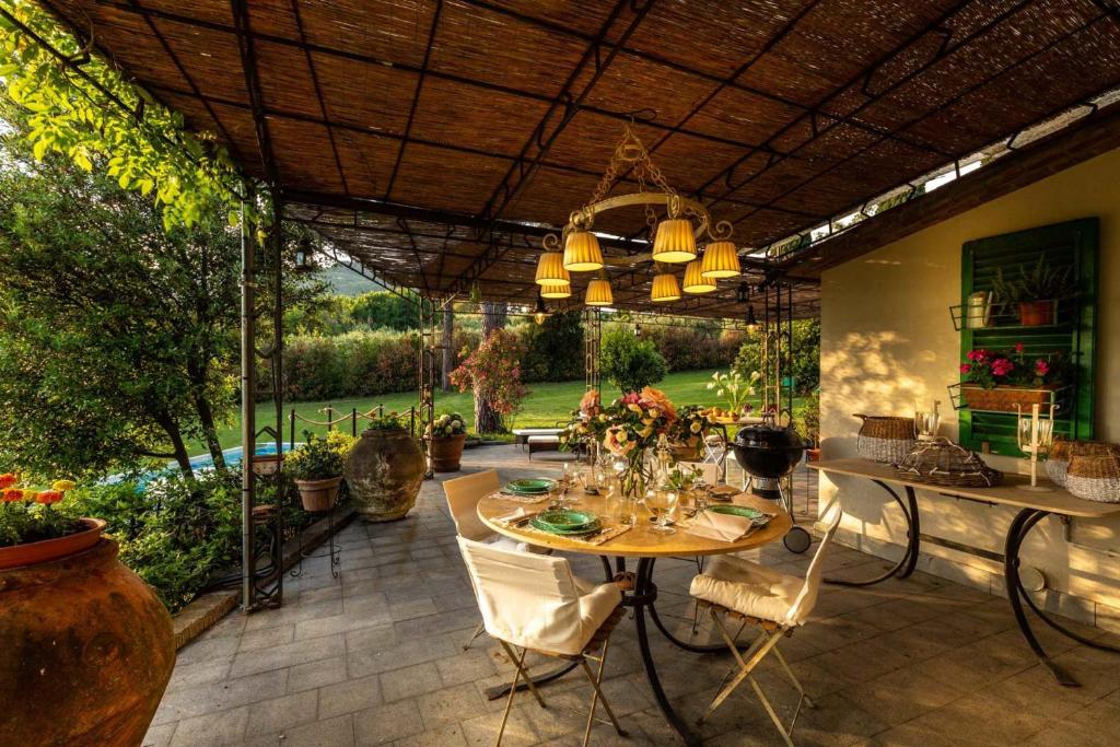 Cottage Nanni, Romantic and Luxury with Pool photo 1