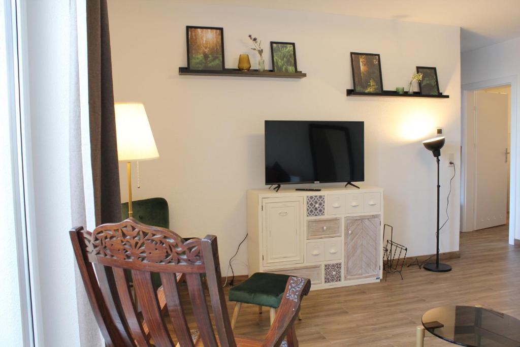 Schwarzwälder Tierplätzchen - Terrasse und Parkplatz photo 3