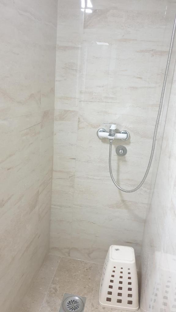 Apartment 18 photo 3