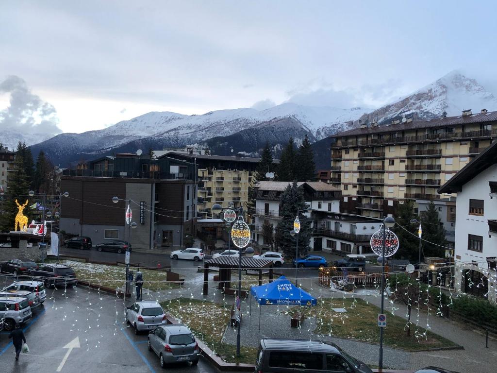 Monolocale centro citta' con vista sulle montagne photo 2