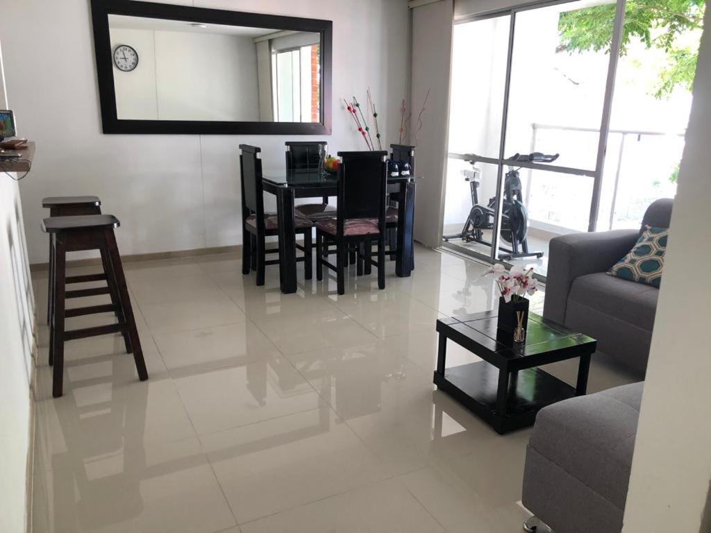 Brand New Apartment in the New South of Cali photo 4