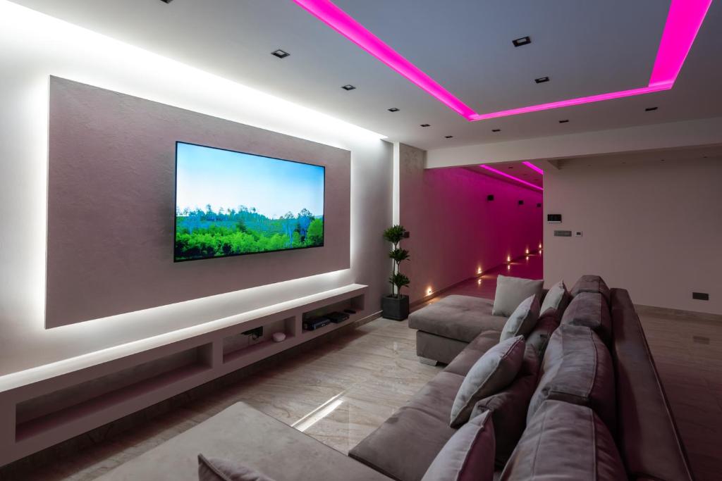 Luxury 2 bed apartment in the heart of St Julians photo 4
