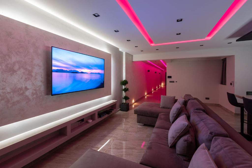Luxury 2 bed apartment in the heart of St Julians photo 2