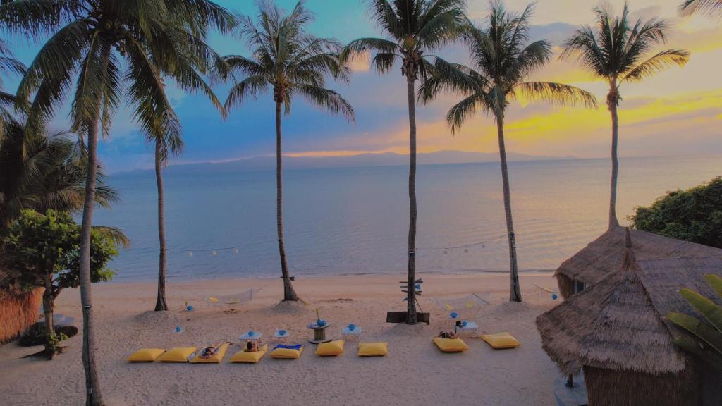 Sea Love Beach Bar & Bungalows photo 1