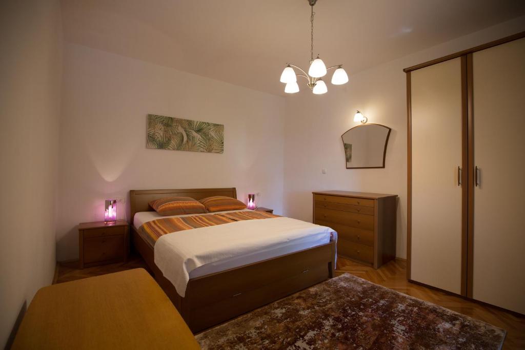 House Maca photo 3