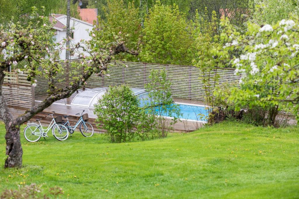 Lyrsta R B&B photo 1
