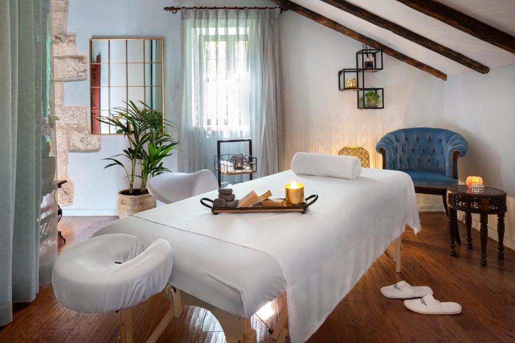 The American Colony Hotel - Small Luxury Hotels of the World photo 1