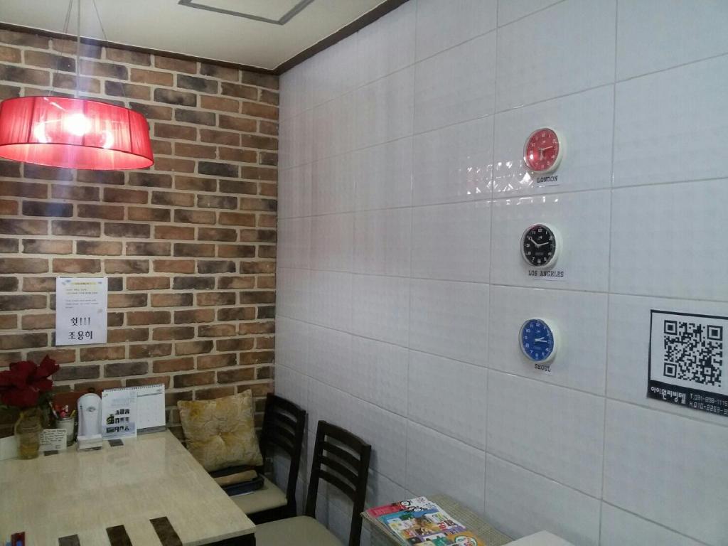 I Want Livingtel photo 3