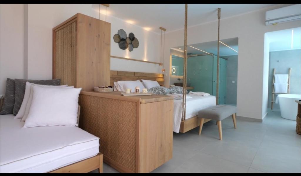 Paralia Luxury Suites photo 3