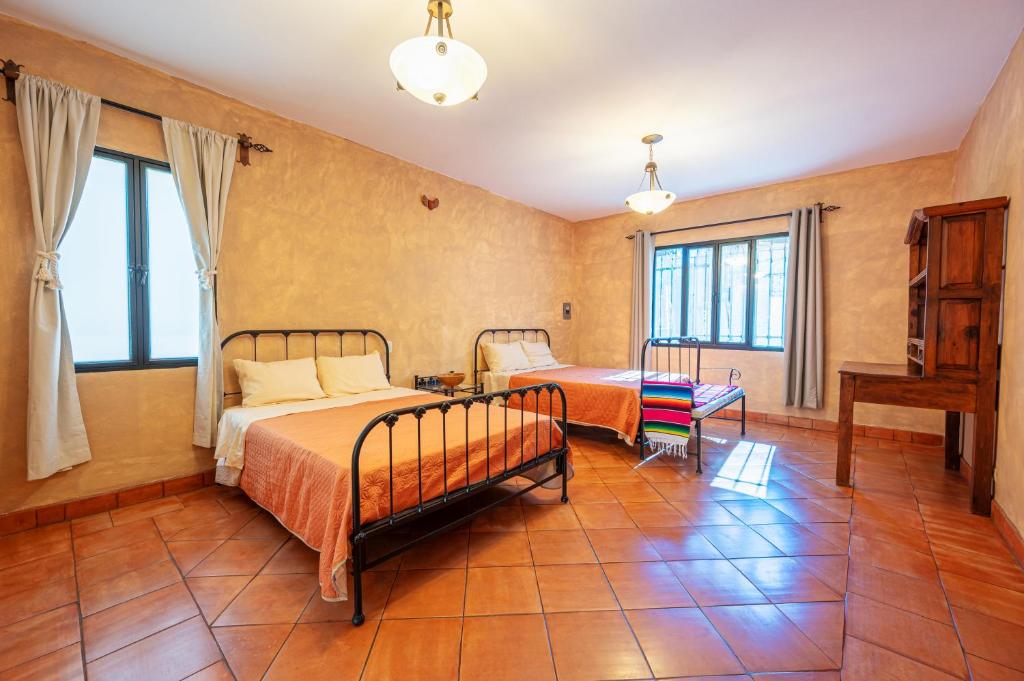 OYO Whost San Miguel De Allende photo 1