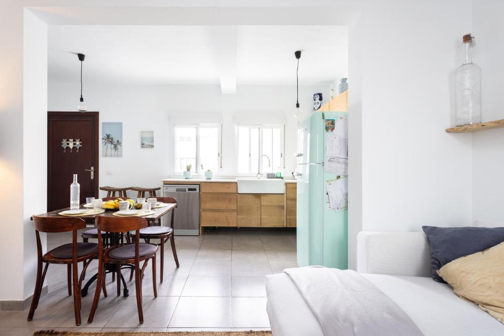 131 LAS ERAS Perfect Stay by Sunkeyrents photo 2