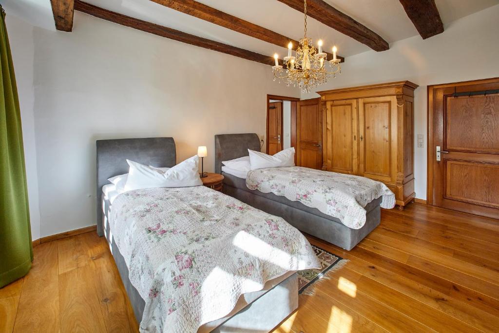Quellenhof - Wohnen im Denkmal - Wohnung "Hirtenturm" photo 1