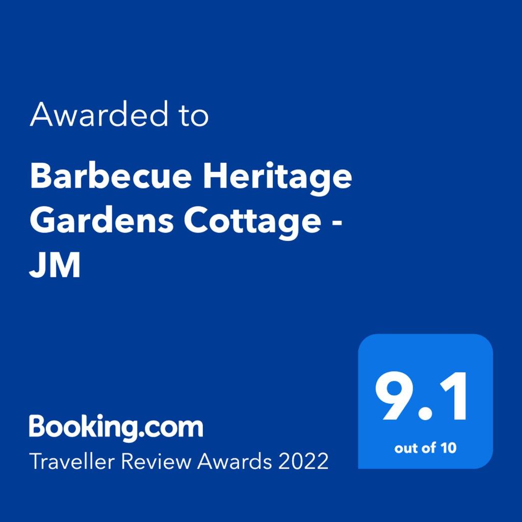 Barbecue Heritage Gardens Cottage - JM