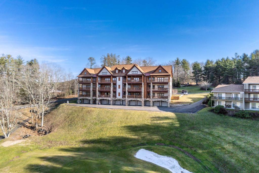 Laurel Fork Condo on Olde Mill Golf Course! photo 1