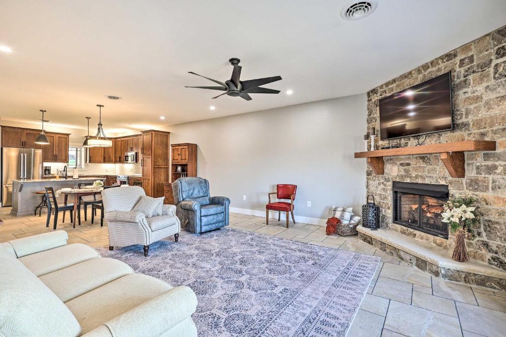 Laurel Fork Condo on Olde Mill Golf Course! photo 3